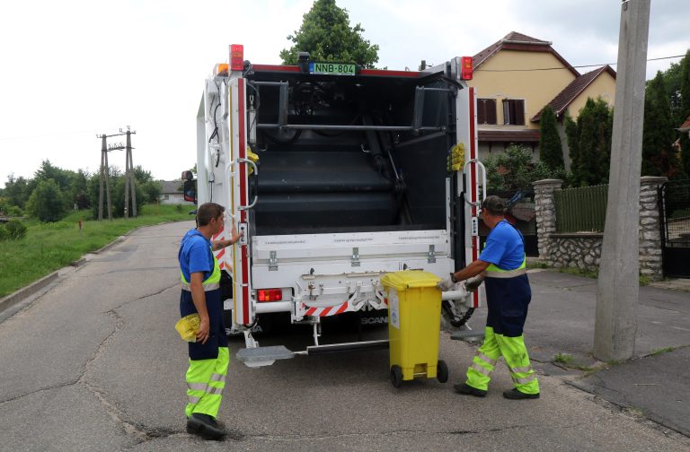 Saját munkatársát gázolta halálra a kukásautó sofőrje Gádoroson