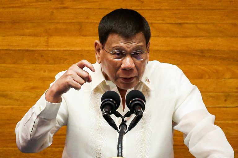 Meglepő bejelentés, visszavonul a politikától Rodrigo Duterte