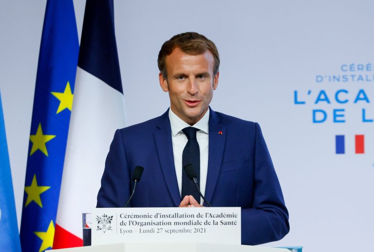 Macron elutasítja a woke-ideológiát, valamint az állítást, miszerint Franciaország rasszista lenne