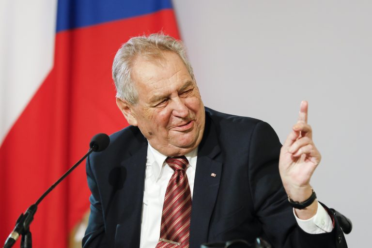 Milos Zeman cseh elnök a parlamenti választások után egy nappal az intenzív osztályra került