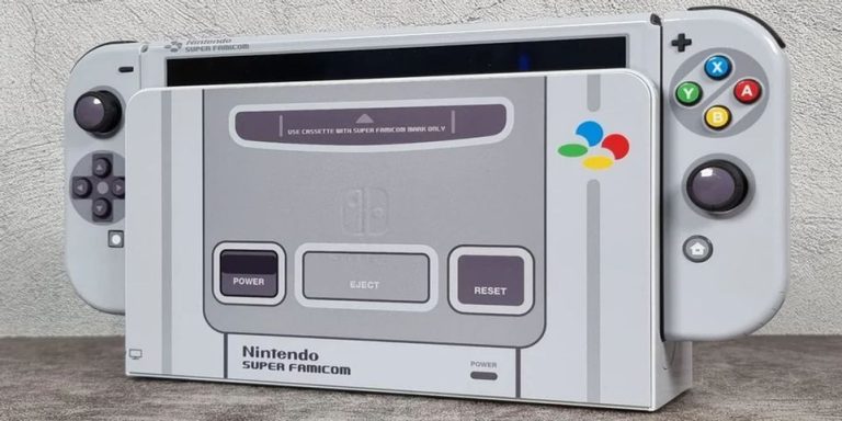 A klasszikus SNES konzolt idézi a Nintendo Switch OLED pazar skinje