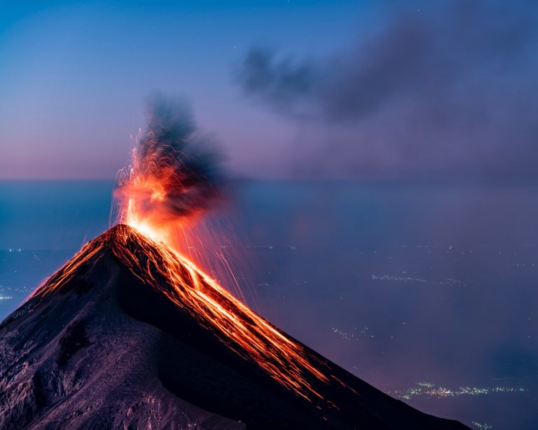 Vulkánokkal kezdték bányászni a bitcoint Salvadorban