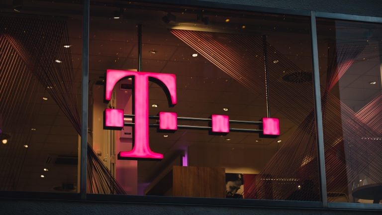 A mobil és az otthoni netcsomagokon is változtatott a Telekom