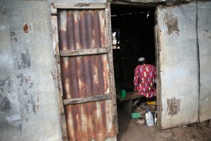 Legalább 15 ártatlannal végeztek fegyveresek