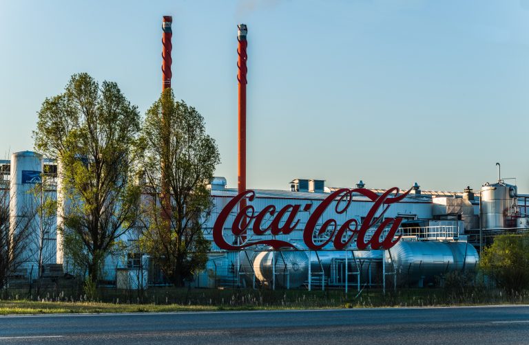 Fejlődni vágyó fiataloknak segít a Coca Cola az ingyenes oktatási programjával