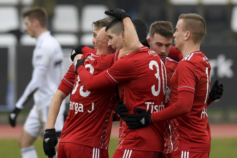 Négyszeres válogatott labdarúgó állhat a Debrecen élére