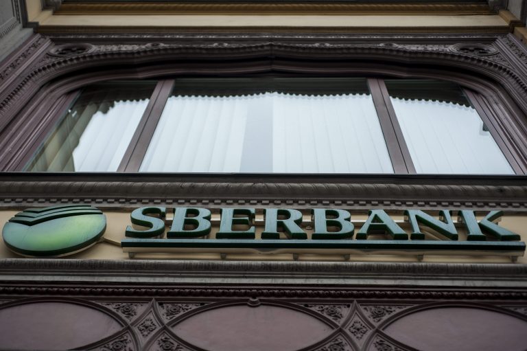 Hiába vonul ki az orosz Sberbank, nem kell kétségbeesnie a bank magyarországi ügyfeleinek