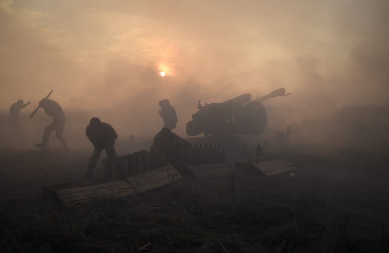 Ismét gyűlnek az orosz seregek az ukrán határnál