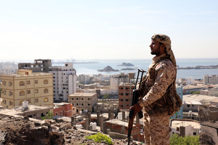 Vajúdó újságíró autóját robbantották fel Jemenben