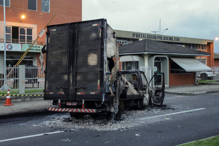 Komoly rajtaütés Brazíliában, 25 bankrablót mészároltak le a rendőrök