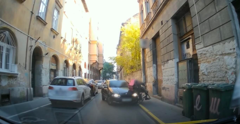 Videó: bosszúból, szándékosan ütötték el a biciklist Budapesten