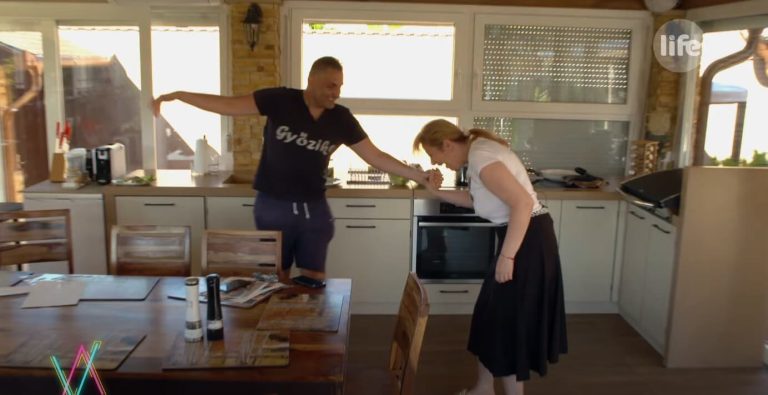 Óriási: így tangózik Győzike Beával a konyhában (videó)