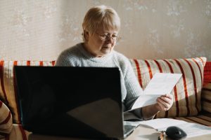 Két nap múlva kapják meg régóta várt pluszpénzüket a nyugdíjasok