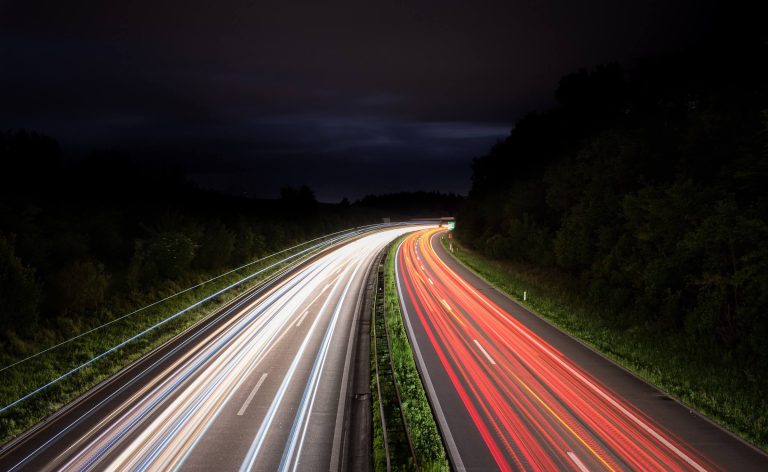 Busztragédia Bulgáriában: legkevesebb 45-en meghaltak gyerekáldozatok is vannak