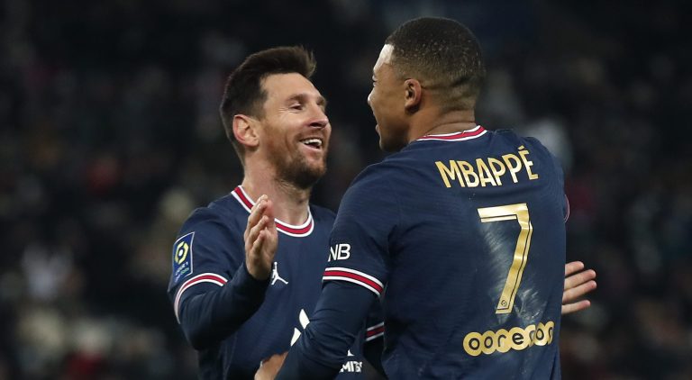 Mbappé PSG-nél maradási feltételei akár Messi távozását is előidézhetik