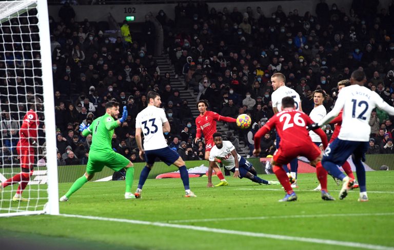 Kiesett a Tottenham a Konferencialigából, mert koronavírus miatt nem tudták lejátszani a meccsüket