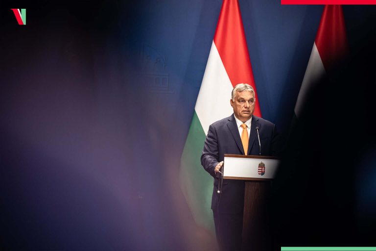 Orbán Viktor karácsonyi képe alig egy óra alatt sok ezer like-ot kapott