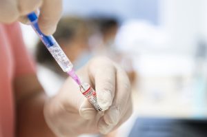 A WHO december végéig várja az oroszoktól a Szputnyik V oltóanyag dokumentációját