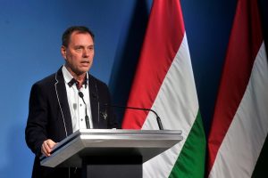 Szlávik szerint gondunk lehet az omikronból