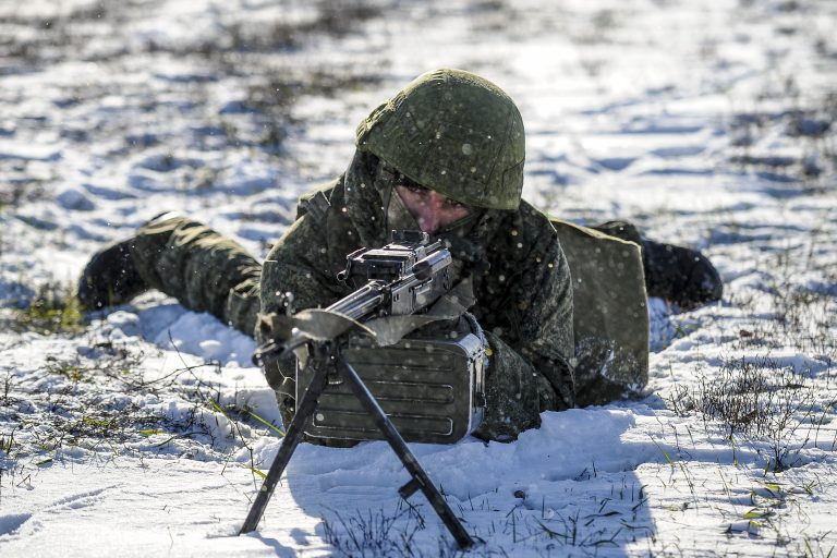 Oroszország visszahívta az ukrán határ mellett gyakorlatozó katonáit