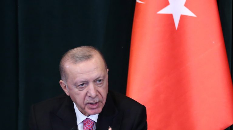 Erdogan is megnyilvánult az ukrán válsággal kapcsolatban, figyelmeztette Moszkvát