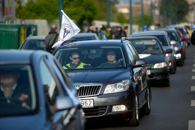 Autós felvonulás is lesz a pedagógussztrájk napján Budapesten