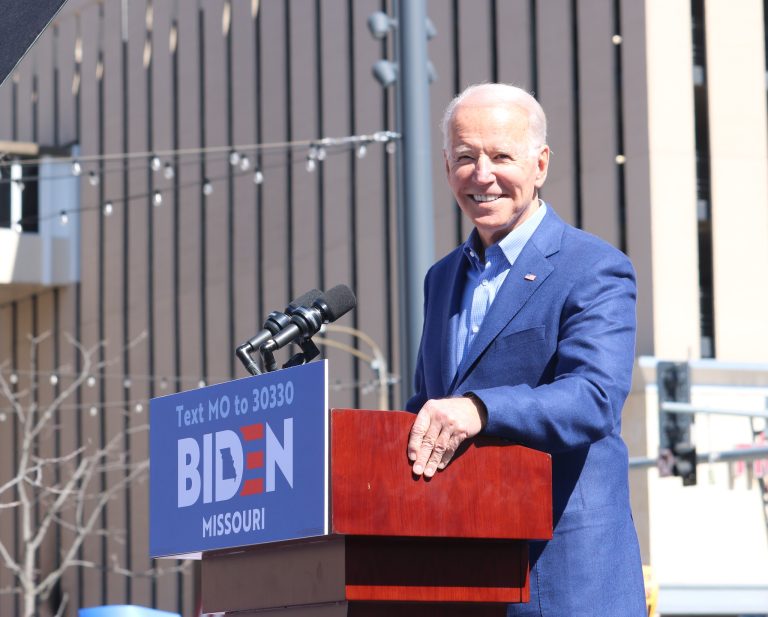 Elutasította Joe Biden meghívását a német kancellár, nem tárgyalnak az ukrán válságról