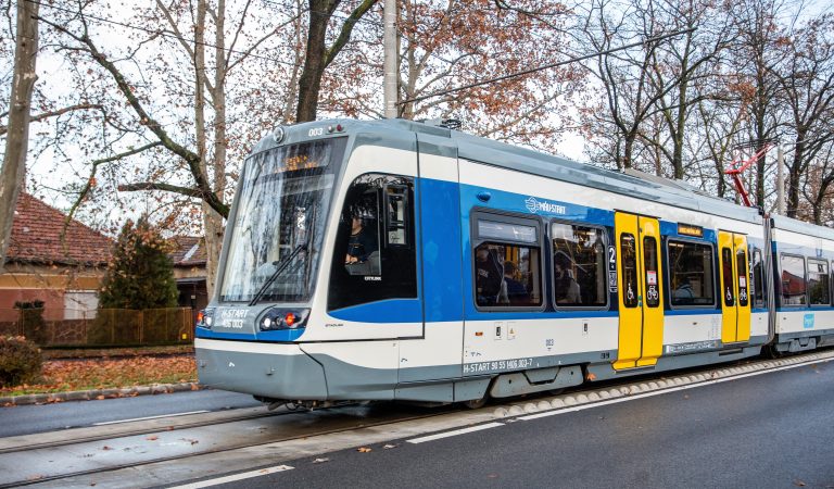 Péntektől visszaáll a tram-train szokásos menetrendje