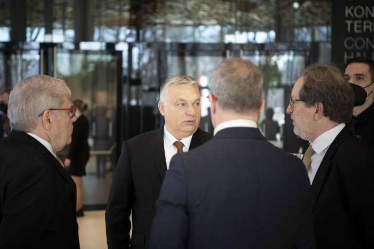 Orbán Viktor nagy terve a családos emberek, gyermeket vállalók számára