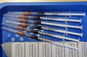 Ajándék lehet a világnak szabadalommentes COVID-19 elleni vakcina