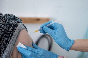 Megérkeztek az elmúlt napok vírusadatai: 21 219 új fertőzött, 270 új elhunyt