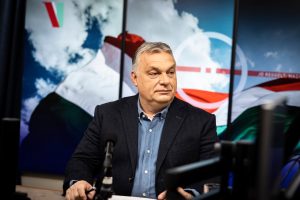 Orbán Viktor inkább levágná a kezét, minthogy bevándorlóországgá tegye Magyarországot