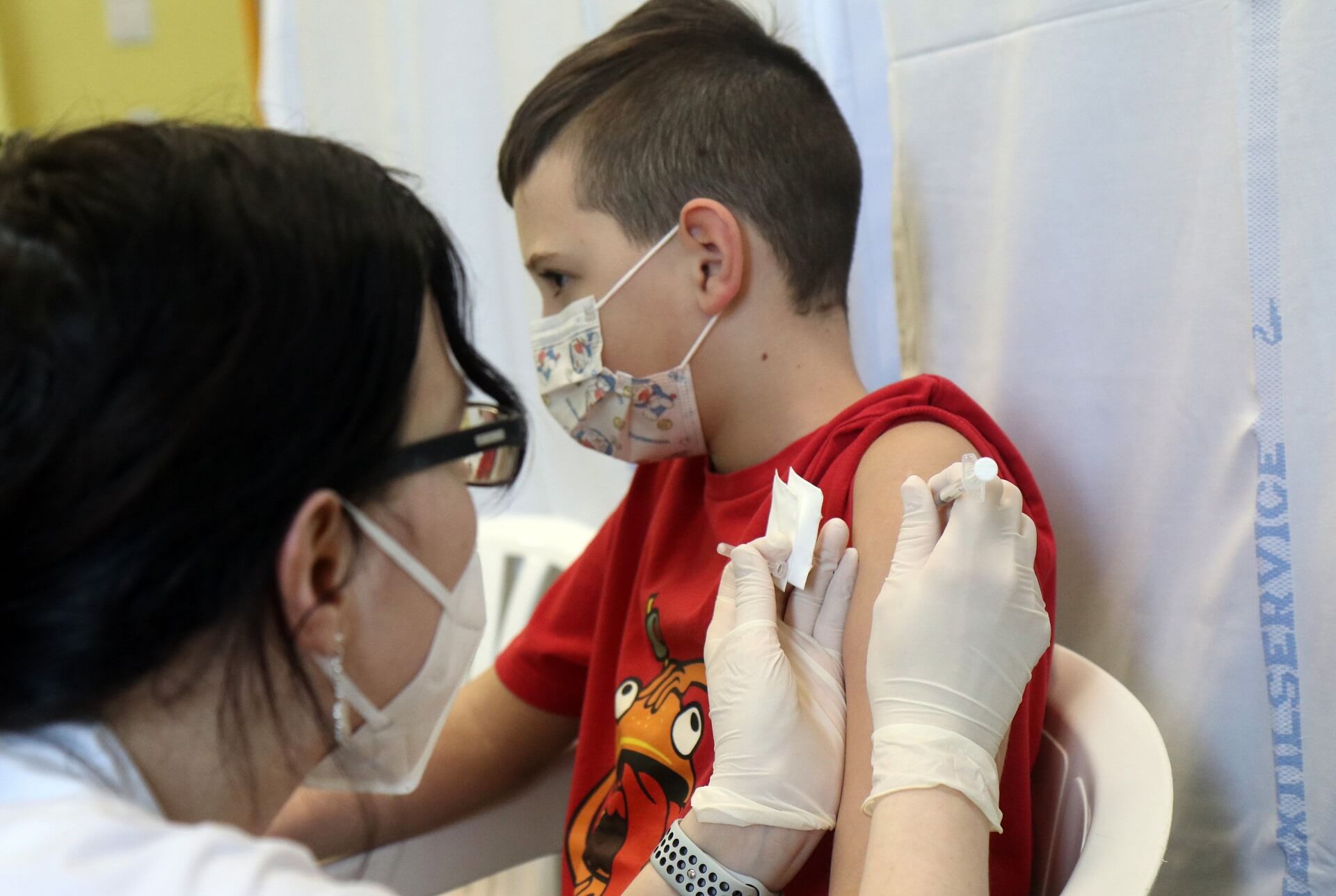 Így reagáltak a magyarok a januári oltási akcióra