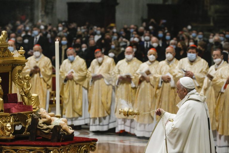 Az olasz legfelsőbb bíróság vádat emelt az ügyészek ellen a Vatikánnal kapcsolatos ügyben