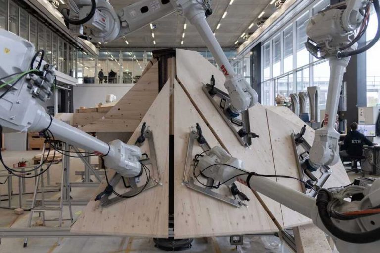 Robotok építik újra Szemiramisz függőkertjét