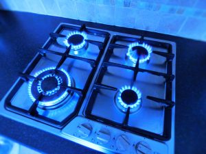 Bő két hétre elég földgáz maradt Németország tározóiban