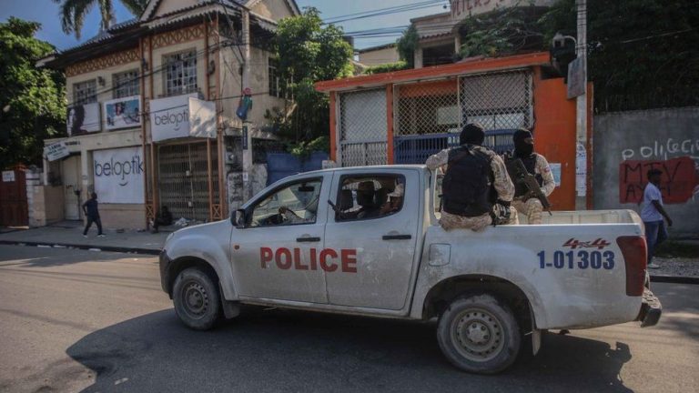 Megtalálták a meggyilkolt haiti újságírók holttestét