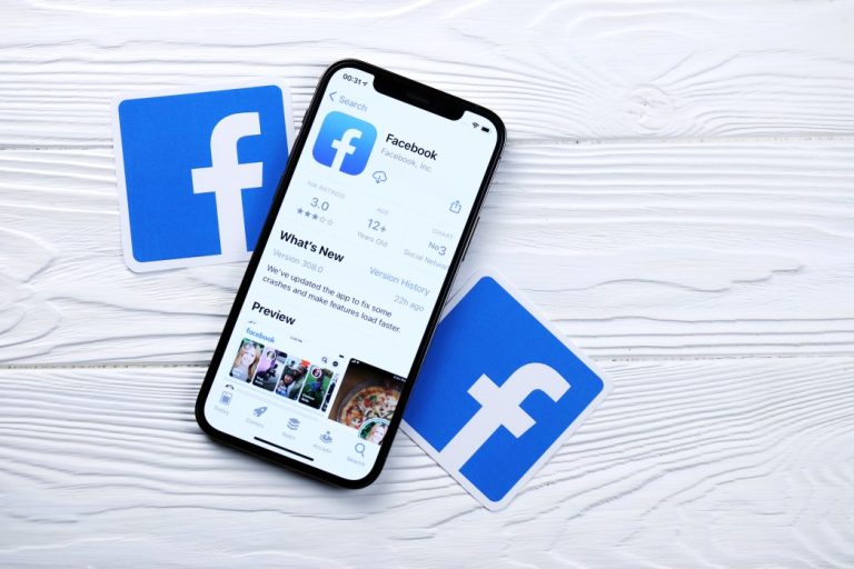 Ausztrál milliárdos indít pert a Facebook ellen, amiért több hirdetésben is visszaéltek a nevével