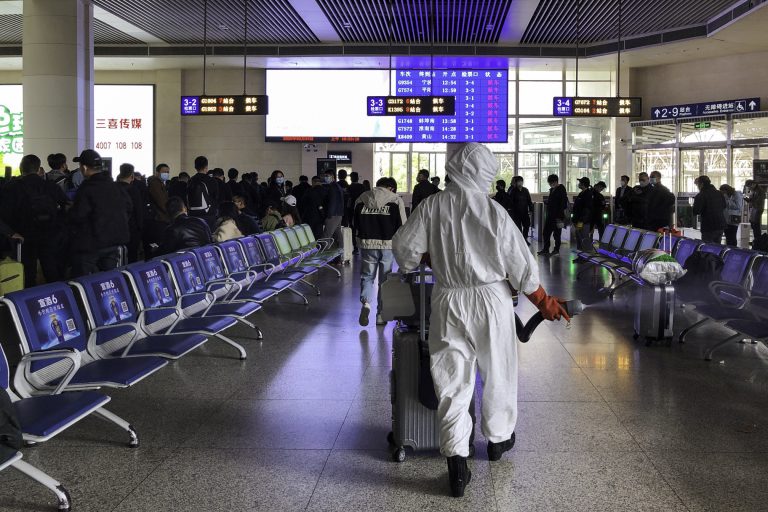 A szigorú kínai járványügyi korlátozások jelentősen befolyásolhatják a világ valutáit