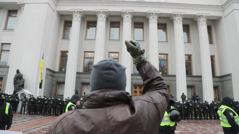 Letartóztatott egy csoportot az ukrán rendőrség, amely tömeges lázadásokat próbált szervezni