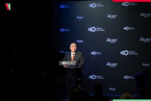 Orbán Viktor a külhoni magyarokhoz szólt