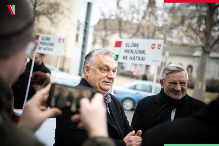 Orbán szerint Gyurcsány vissza akar térni, aki hirtelen megjelent