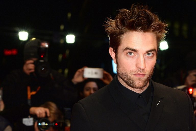 Robert Pattinson: nem értettem, hogy a stúdió miért nem akarta emósabbra venni az Alkonyatot