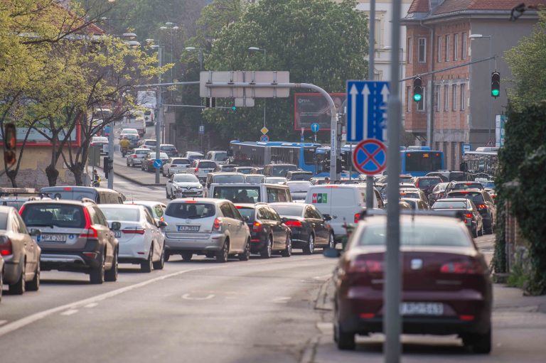 Jelentősen romlott a dugóhelyzet Budapesten