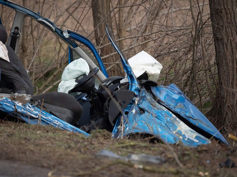 Ebben az autóban lelte halálát a 14 éves lány Bács-Kiskun megyében