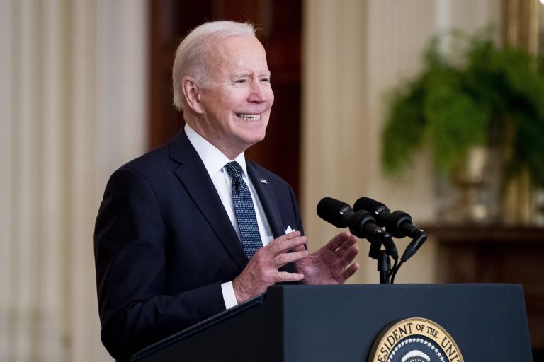 Biden: Oroszország a következő napokban támadhatja meg Ukrajnát