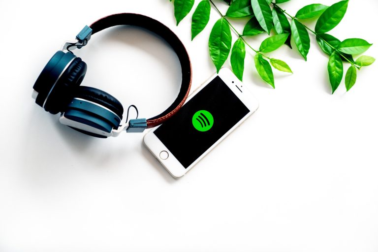 Újabb vállalatok bekebelezésével erősít a Spotify