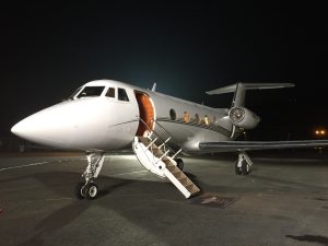 Az ukrán oligarchák tömegesen hagyják el az országot magángépeikkel