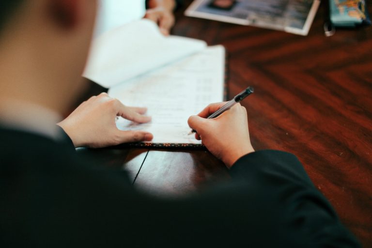 Interneten ellenőrizhetik a választók, melyik jelölt ívén szerepel az ajánlásuk