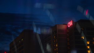 Viszonyt folytatott kolléganőjével, lemondott a CNN elnöke